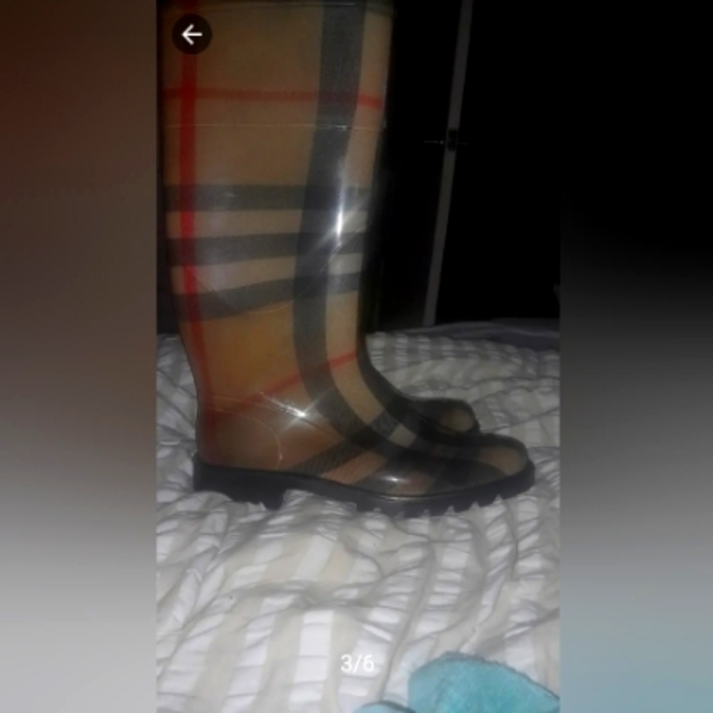 condition: like newmake / manufacturer: Burberrymodel name / number: Rain boot